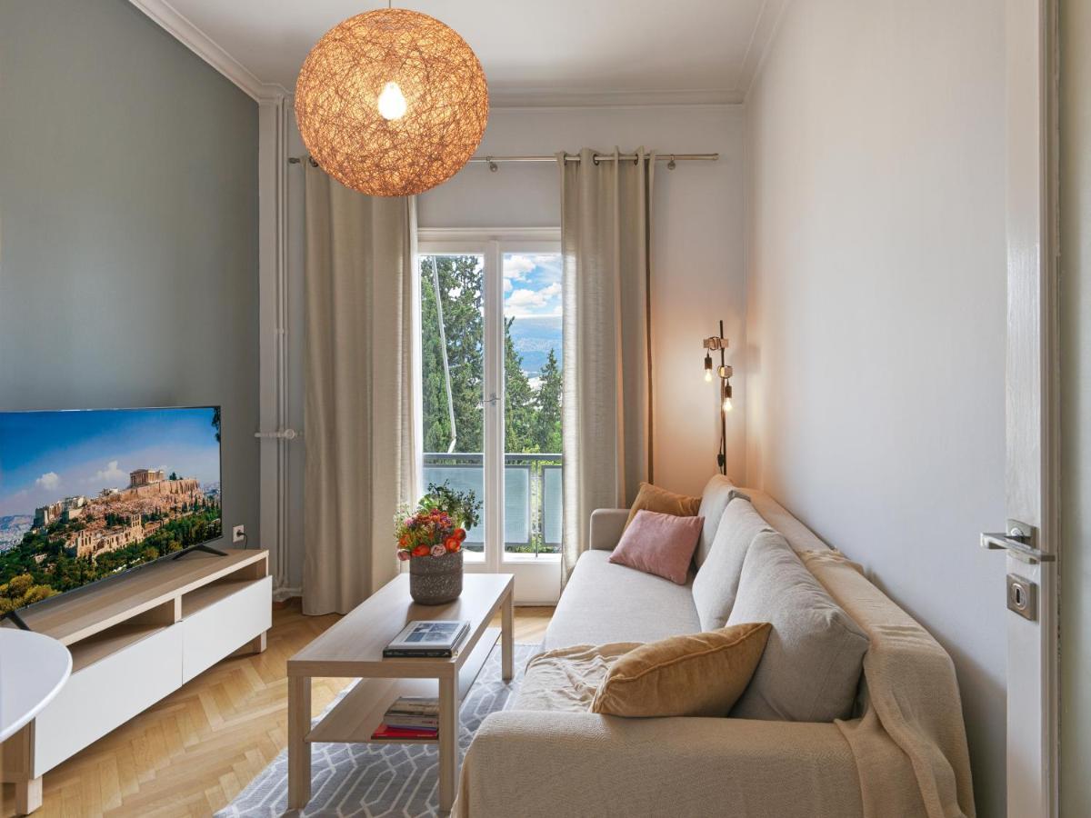 Beautiful In Kolonaki Apartment Athen
